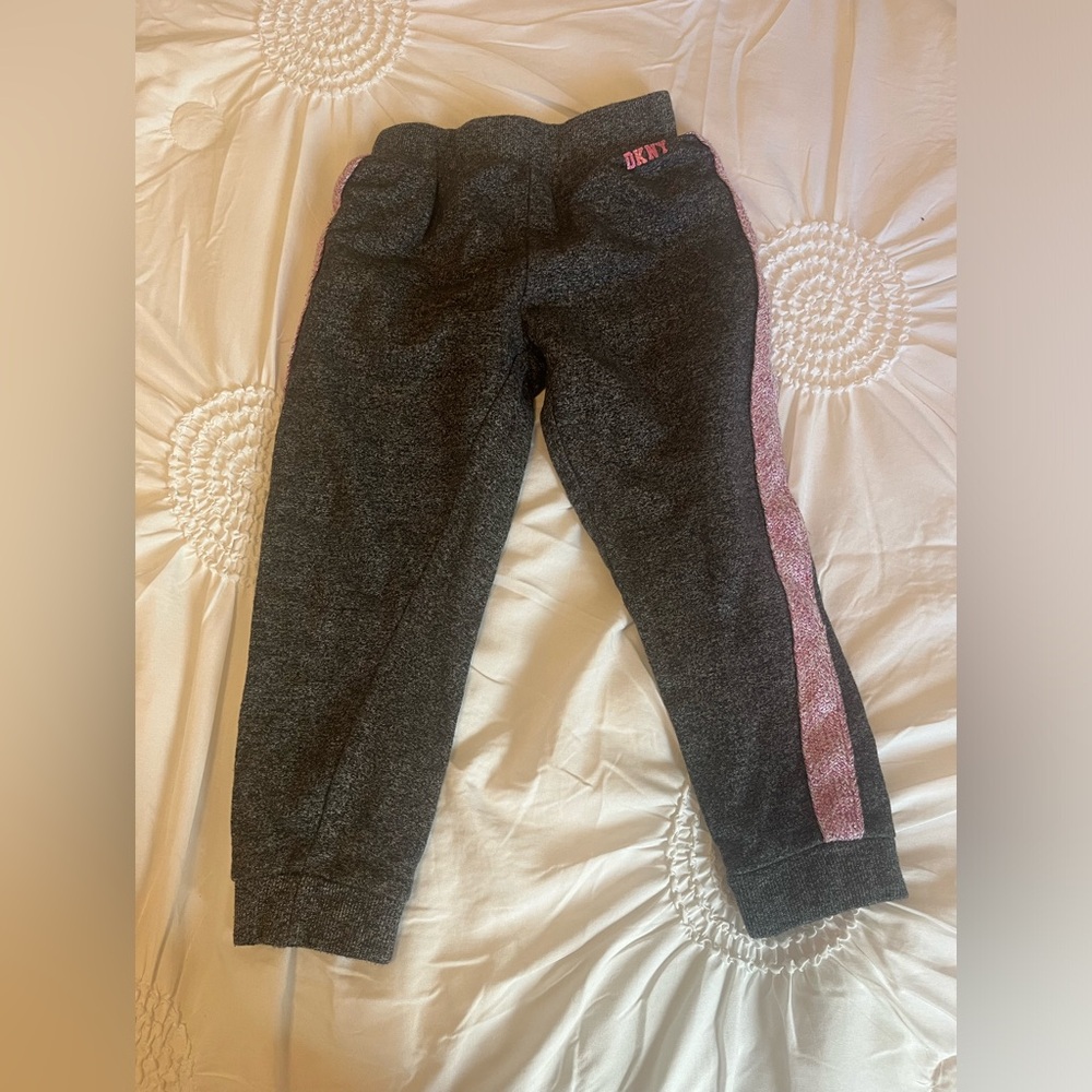 DKNY girl kids gray with pink stripes jogger 4T